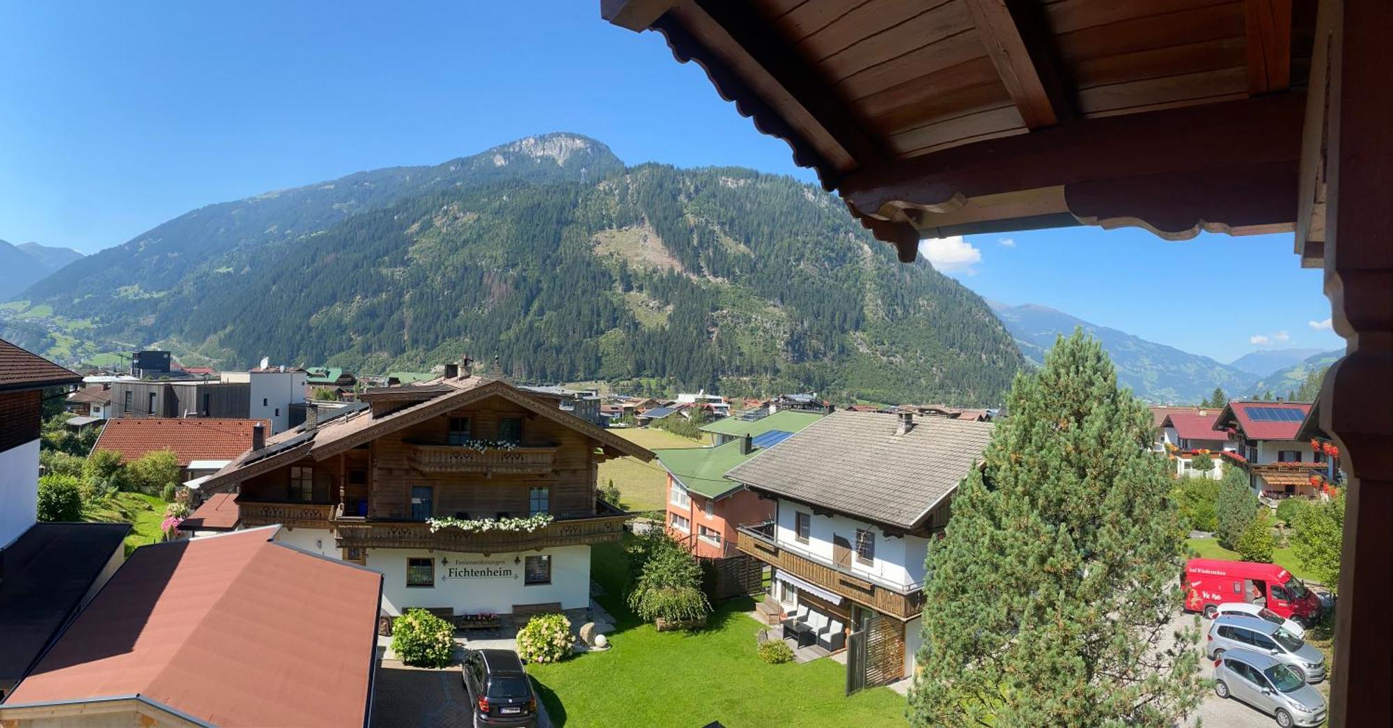 Pension Schwemberger Ohne Fruehstueck Mayrhofen Eksteriør billede