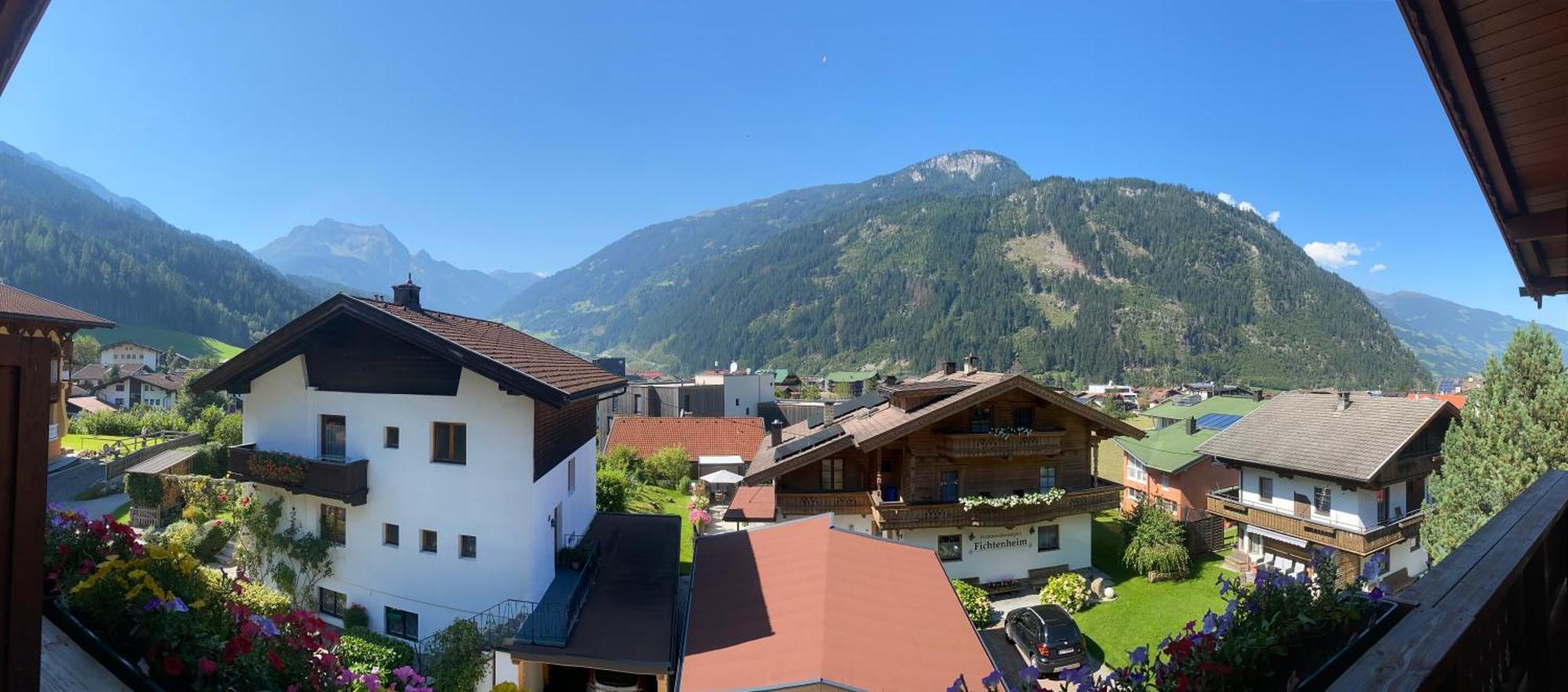 Pension Schwemberger Ohne Fruehstueck Mayrhofen Eksteriør billede