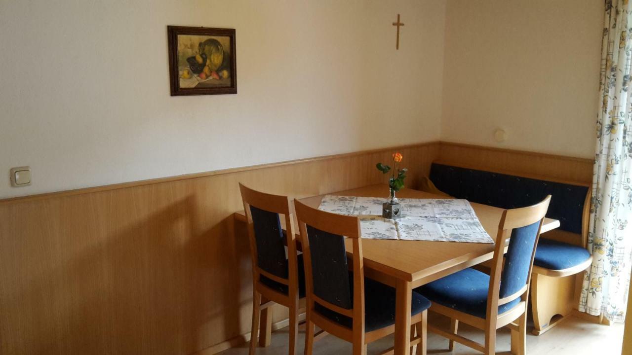 Pension Schwemberger Ohne Fruehstueck Mayrhofen Eksteriør billede